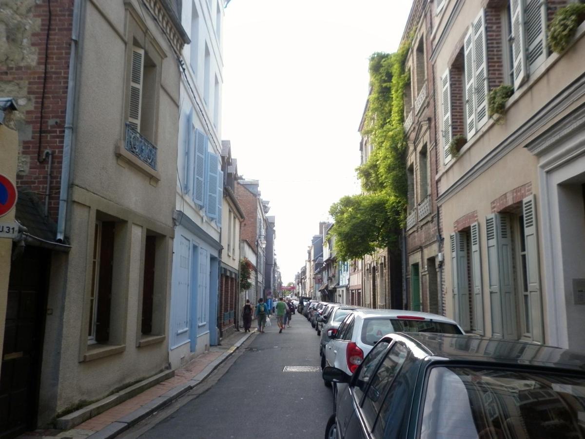 Gite Les Grenouilles Honfleur Bagian luar foto